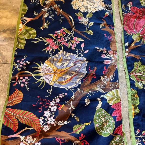 Pottery Barn King Pillow cases - Picture 5 of 5